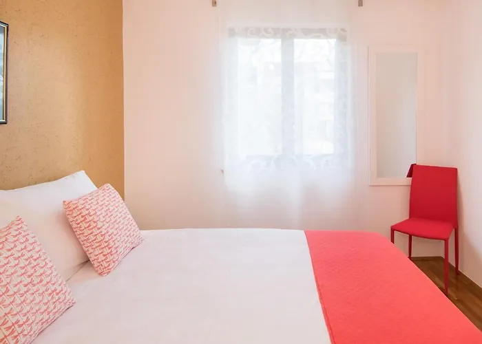 아파트 Palmic 포레치