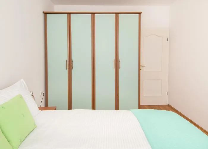 Palmic アパート ポレッチ